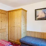 Joachim Apartment *